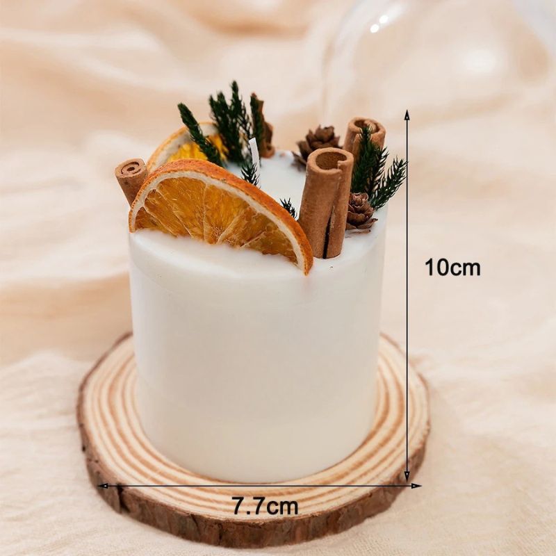 Bougie Parfumée Fleur Sèche Pilier Romantique, avec ses dimensions et sur fond beige.
