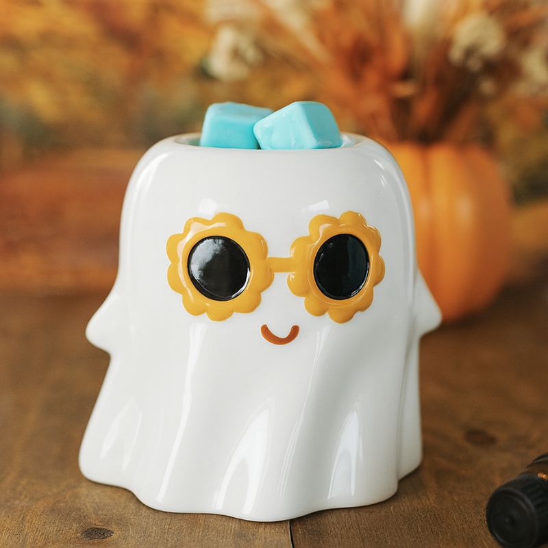Brule Parfum Fantôme XL Stylé, il y a des fondants parfumés dans le bruleur en forme de fantôme blanc. Ambiance automnale.