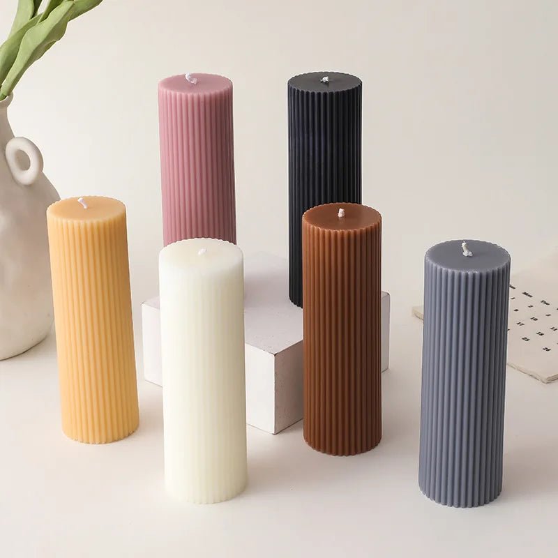 Bougie Pilier Décorative Rivièra Maison Beige 15cm - Monogram RM - Paraffine De Qualité