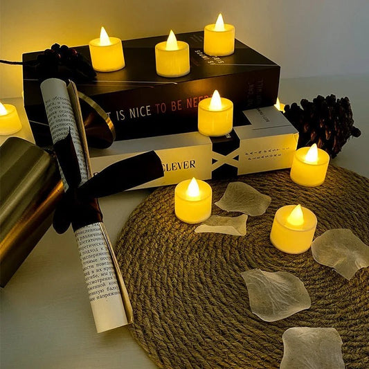 Bougie Led Chauffe Plat en Lot Blanc Chaud, disposée sur une table avec une ambiance romantique.