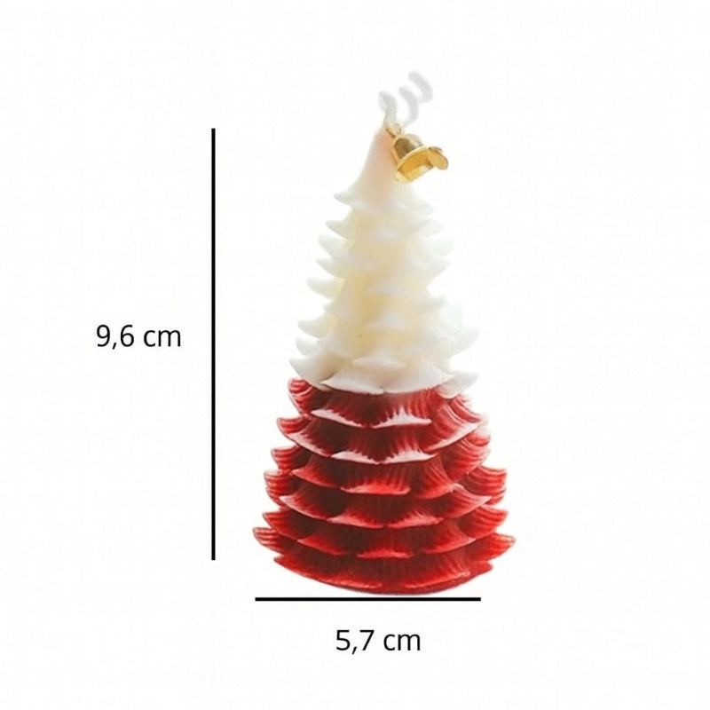 Bougie Noël Magique et Sapin Senteur d’Hiver, avec ses dimensions, de couleur rouge et blanc et sur fond blanc.