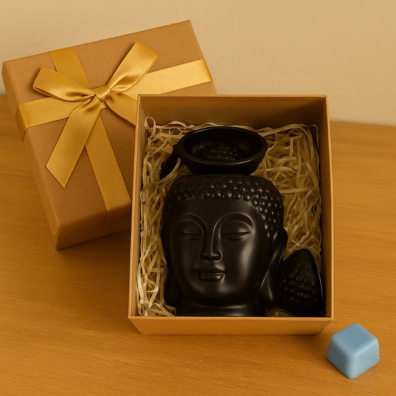 Brule Parfum Bouddha Noir Élégant, dans un coffret-cadeau pour montrer qu'on peut l'offrir. Ambiance festive.
