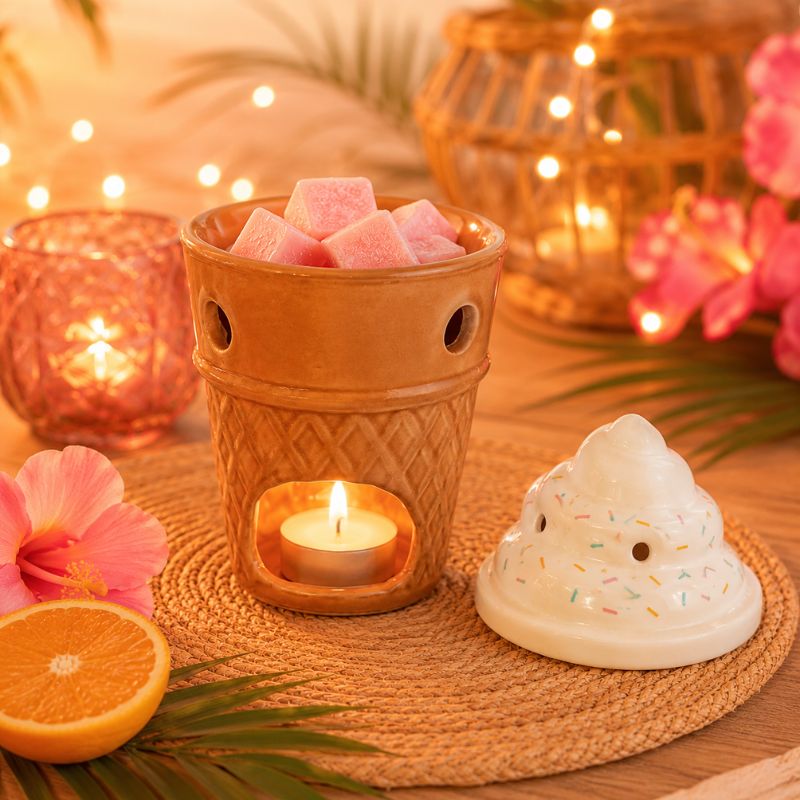 Brule Parfum Glace Italienne Gourmande avec fondants parfumés roses, bougie chauffe-plat et ambiance estivale chaleureuse.