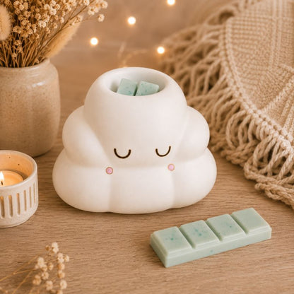 Brule Parfum Nuage Rêveur avec fondant parfumé, décoration cocooning pour une ambiance chaleureuse et réconfortante.