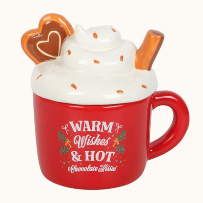 Brule Parfum XL Gourmandise de Noël en forme de mug avec le couvert amovible en forme de chantilly et sur fond beige clair.