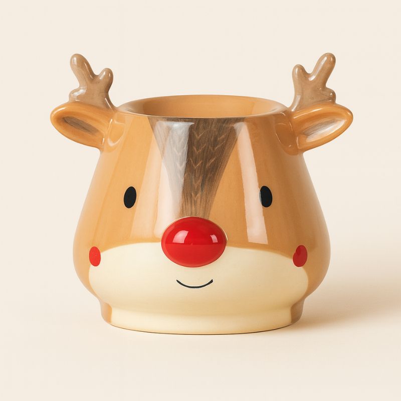 Brule Parfum XL Renne Enchanté de Noël, de couleur marron, avec son nez rouge et ses jolies cornes. Sur fond beige clair.