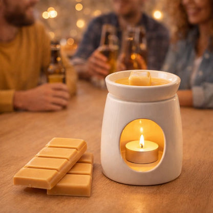 Fondant Parfumé Bière Artisanale Snapbar dans brûle parfum avec bougie ambiance conviviale autour d’une bière entre amis.