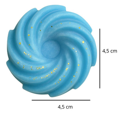 Fondant Parfumé Spirale Adoucissant, avec ses dimensions et sur fond blanc.