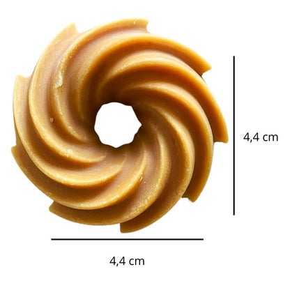 Fondant Parfumé Spirale Épicé, avec ses dimensions et fond blanc.