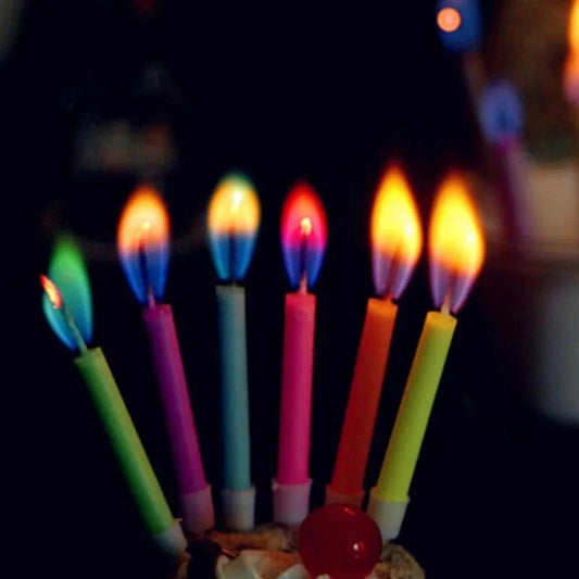 Bougie D'anniversaire Allumée Numéro 5 Avec Flamme Pour élément De  Décoration De Gâteau