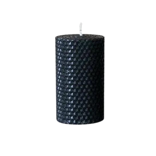 Bougie Décorative Pilier Cire d'Abeille Anthracite et sur fond blanc.
