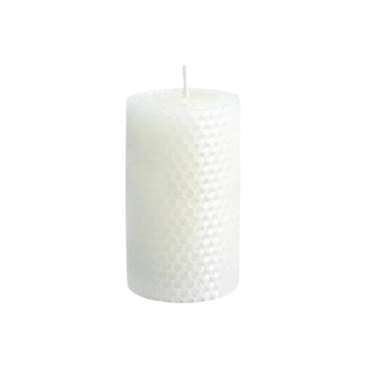Bougie Décorative Pilier Cire d'Abeille Blanche, sur fond blanc.