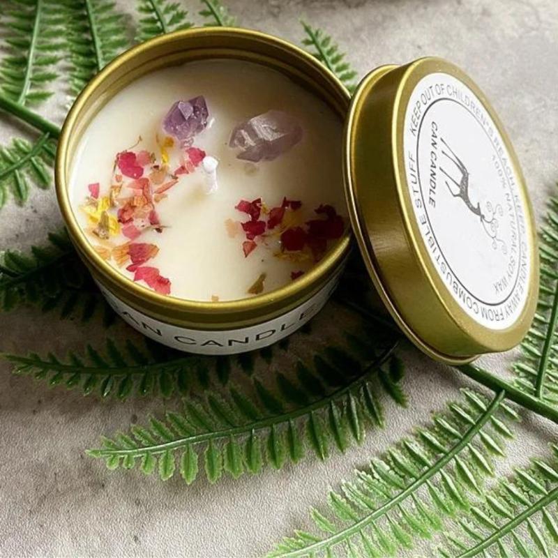 Bougie Parfumée Fleur Sèche et Cristal de Sel Coloré et de couleur violette.
